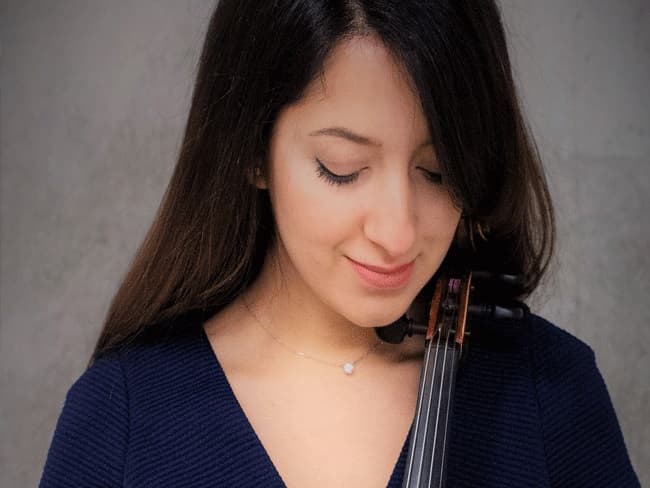 Violiste Mehrnaz Zand