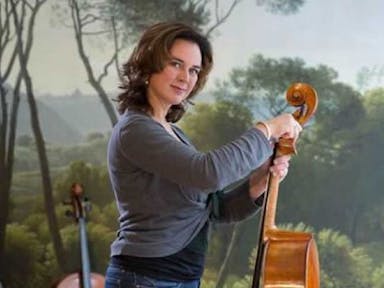 Scarlett Arts Cellist