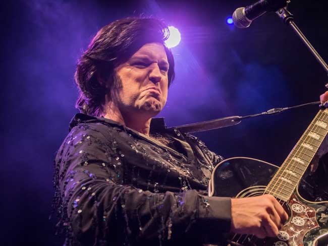 Neil4Real – Neal Diamond Tribute Band