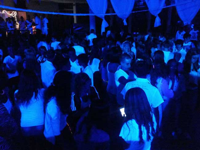 Blacklight 90’s & 00’s Party