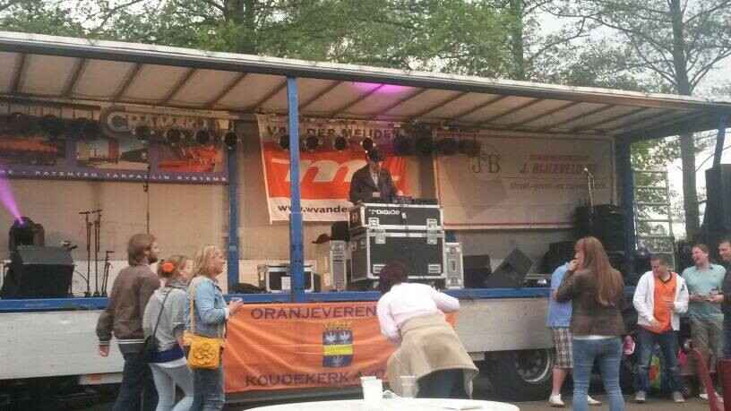 Feest Artiest glennlorenzo