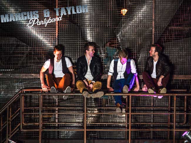 Marcus & Taylor Feestband