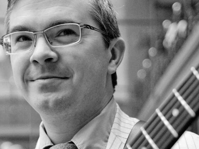 Sologuitar Background Showcase