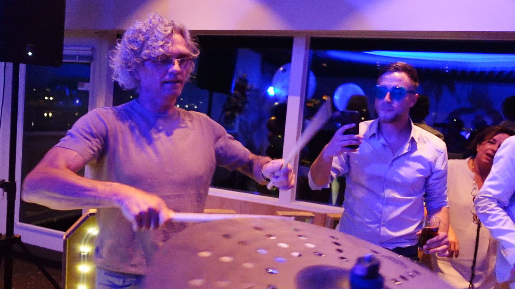 Percussie&Sax&DJ  |  3e video