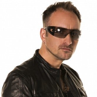 Sam Kramer (Bono (U2) imitator)