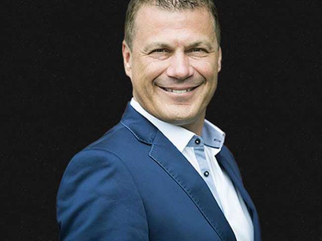 Presentator Rob van Rossum
