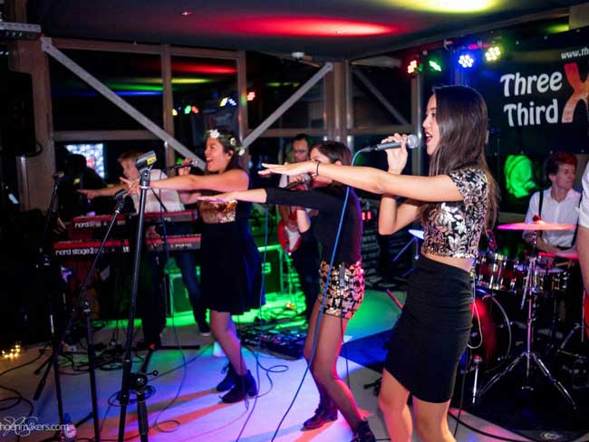 Feestband ThreeThird XL