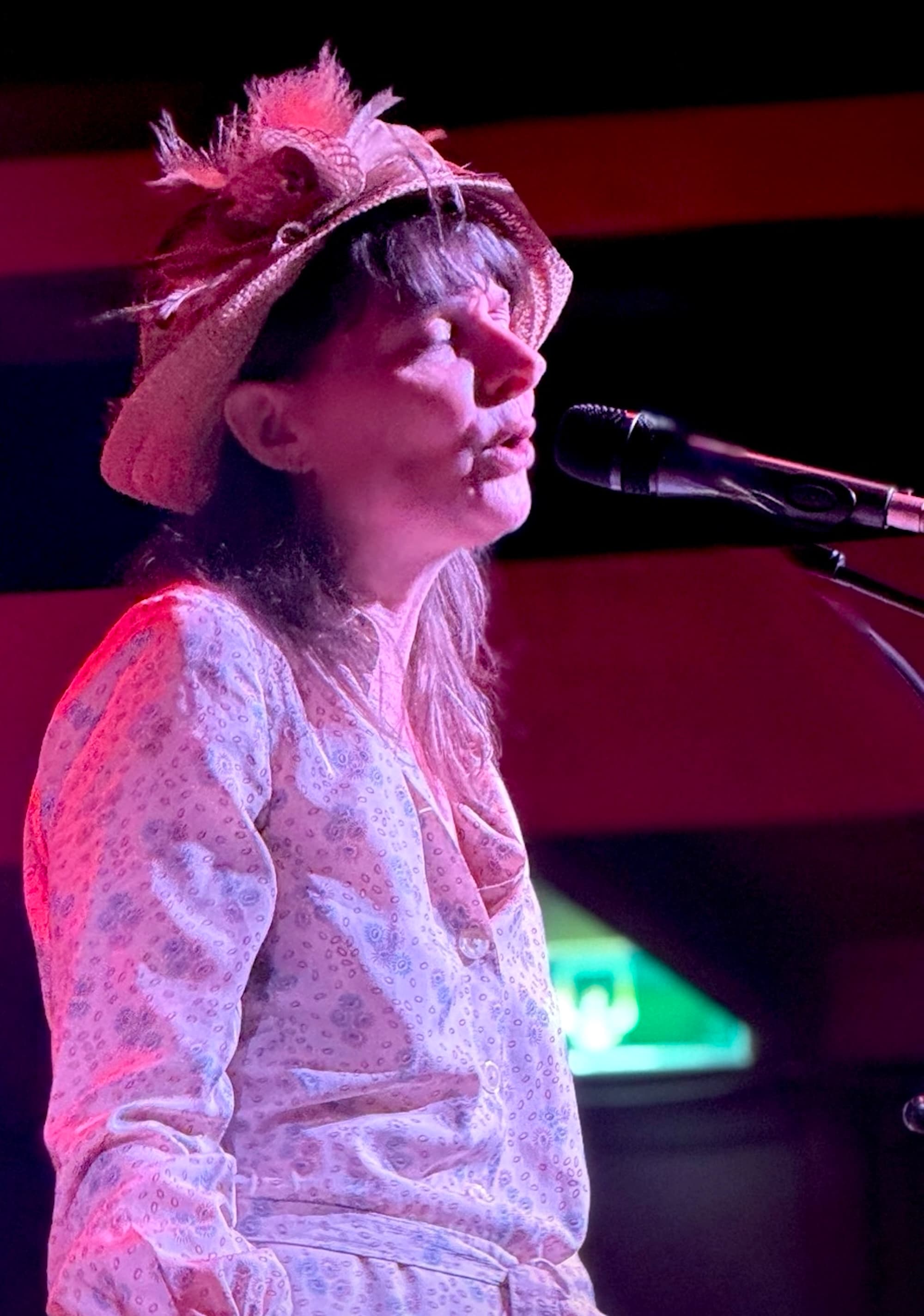 Mademoiselle Vague