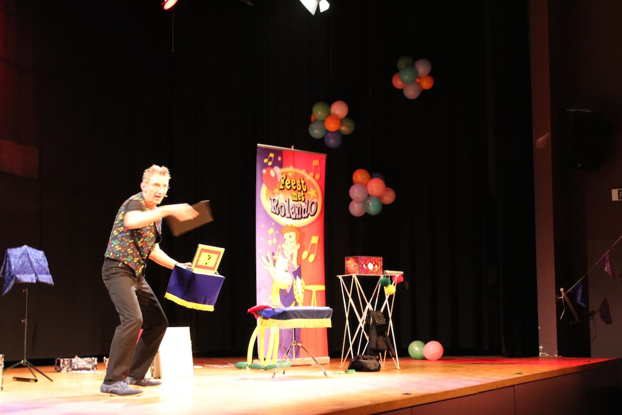 Kindershow met Rolando