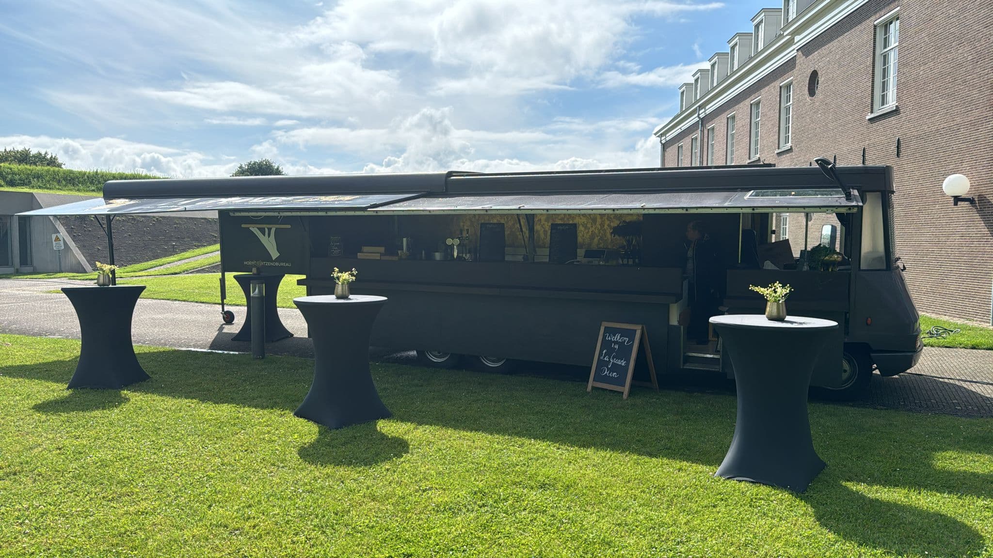 La Grande Diva - Rijdende bar op locatie